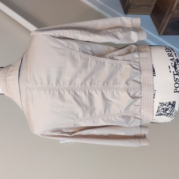 White House Black Market Jacket - Picture 4 of 10